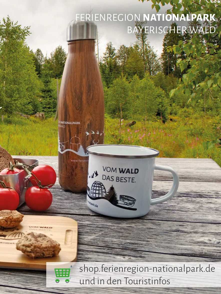 Leckere Brotzeit mit Souvenirs der Ferienregion genießen Souvenirs der Ferienregion